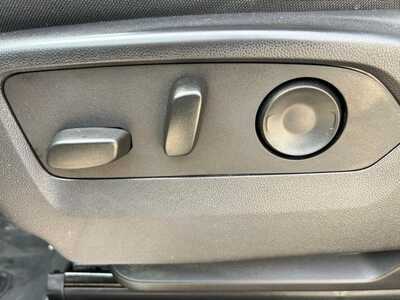 2024 GMC 1500 Crew Cab, $42500. Photo 10