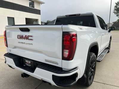 2024 GMC 1500 Crew Cab, $42500. Photo 8