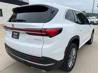 2025 Buick Enclave, $37900. Photo 8