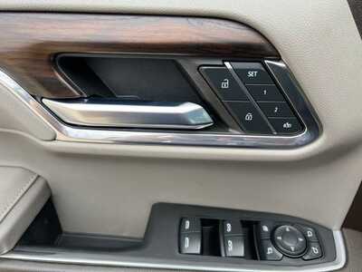 2024 GMC 1500 Crew Cab, $43500. Photo 12