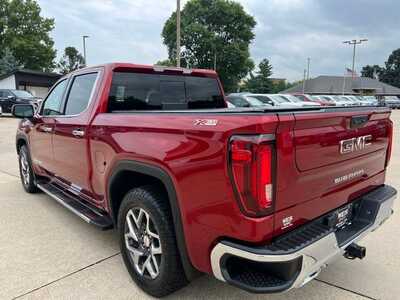 2024 GMC 1500 Crew Cab, $43500. Photo 6