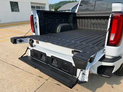 2026 GMC 1500 Crew Cab, $88770. Photo 10