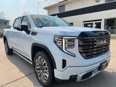 2026 GMC 1500 Crew Cab, $88770. Photo 2