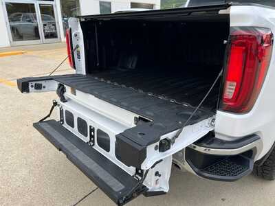 2024 GMC 1500 Crew Cab, $46900. Photo 10