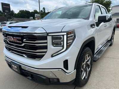 2024 GMC 1500 Crew Cab, $46900. Photo 4