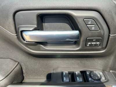 2021 GMC 1500 Crew Cab, $36750. Photo 12