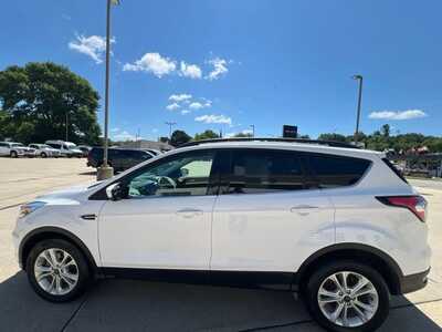2018 Ford Escape, $14900. Photo 5