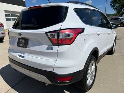 2018 Ford Escape, $14900. Photo 8