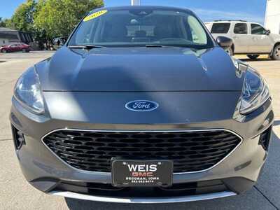 2020 Ford Escape, $12200. Photo 3