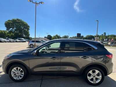 2020 Ford Escape, $12200. Photo 5