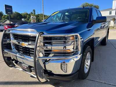 2018 Chevrolet 1500 Ext Cab, $20900. Photo 4