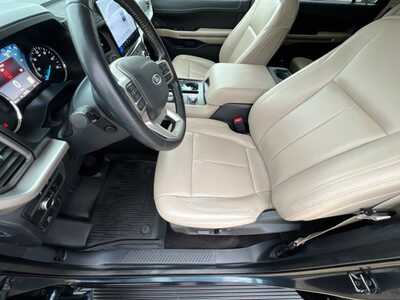 2022 Ford Expedition, $33700. Photo 11