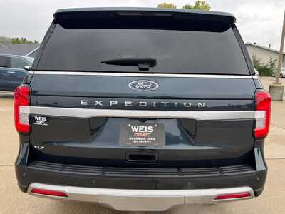 2022 Ford Expedition, $33700. Photo 7