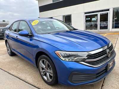 2024 Volkswagen Jetta, $19300. Photo 2