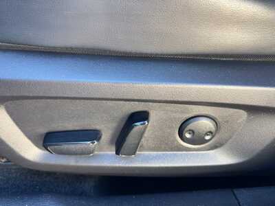 2024 Mitsubishi Outlander, $22300. Photo 10