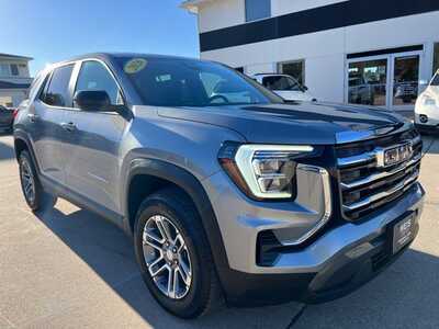 2026 GMC Terrain, $29900. Photo 2