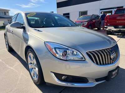 2016 Buick Regal, $15900. Photo 2