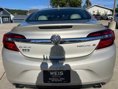 2016 Buick Regal, $15900. Photo 7