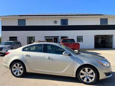 2016 Buick Regal, $15900. Photo 1