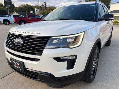 2018 Ford Explorer, $20400. Photo 4