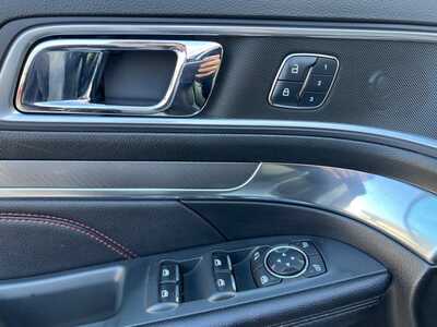 2018 Ford Explorer, $20400. Photo 9