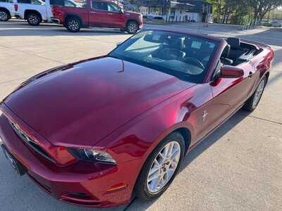 2014 Ford Mustang, $0. Photo 7