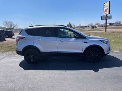 2018 Ford Escape, $25995. Photo 5