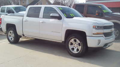 2016 Chevrolet 1500 Crew Cab, $18998. Photo 1