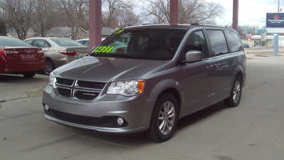 2019 Dodge Caravan, Grand, $12500. Photo 2