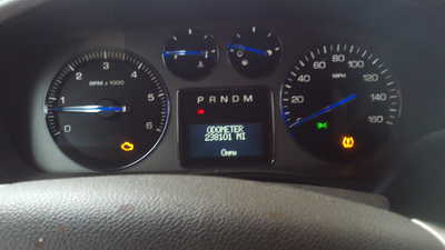 2008 Cadillac Escalade ESV, $6995. Photo 9