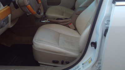 2009 Lincoln MKZ, $6495. Photo 5