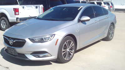 2018 Buick Regal, $10995. Photo 2