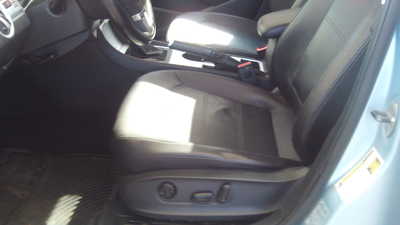 2013 Volkswagen Passat, $8995. Photo 5