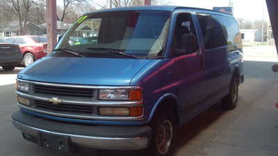 1997 Chevrolet Van,Passenger, $6997. Photo 2