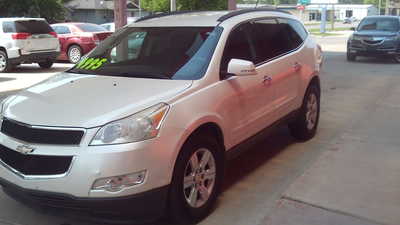 2011 Chevrolet Traverse, $5998. Photo 3