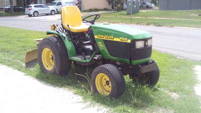 2000 John Deere John Deere, $7995. Photo 1