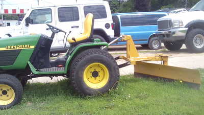 2000 John Deere John Deere, $7995. Photo 3