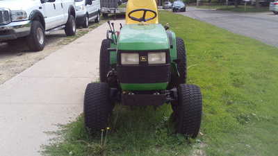 2000 John Deere John Deere, $7995. Photo 6