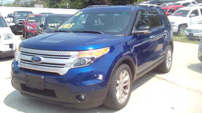 2013 Ford Explorer, $6998. Photo 2