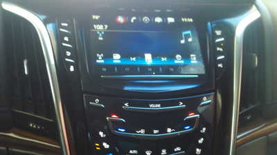 2018 Cadillac Escalade ESV, $28998. Photo 10