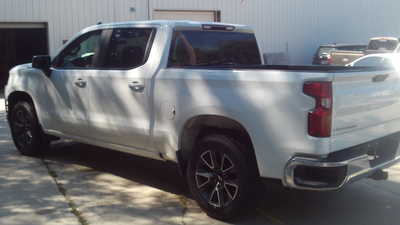 2021 Chevrolet 1500 Crew Cab, $34998. Photo 2