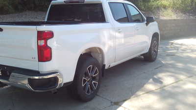 2021 Chevrolet 1500 Crew Cab, $34998. Photo 4