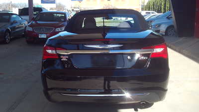 2012 Chrysler 200, $6995. Photo 4