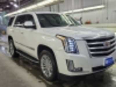 2018 Cadillac Escalade, $22998. Photo 1