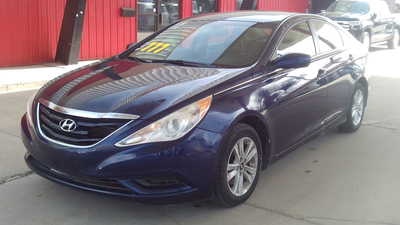 2012 Hyundai Sonata, $3998. Photo 2