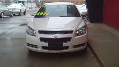 2012 Chevrolet Malibu, $6977. Photo 3