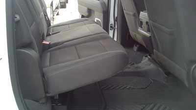 2023 Chevrolet 1500 Crew Cab, $47998. Photo 9