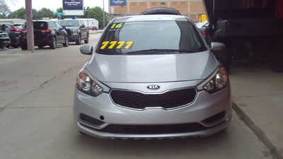 2016 Kia Forte, $7995. Photo 3
