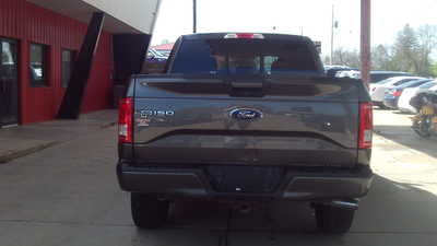 2017 Ford F150 Crew Cab, $18900. Photo 3