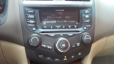 2005 Honda Accord, $4998. Photo 7